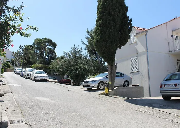 Mihael Apartamento *