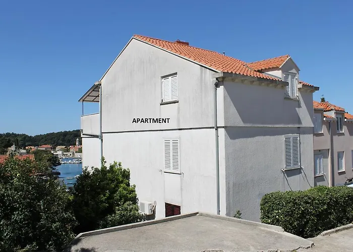 Mihael Apartamento *